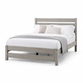 Letto matrimoniale in legno massello grigio con cuscini