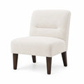 Poltrona in Bouclé Crema con Gambe in Legno